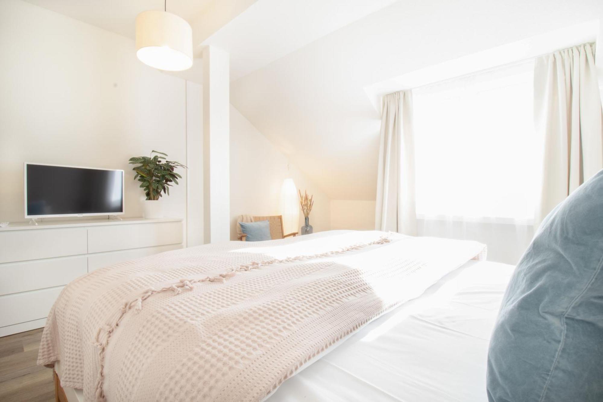 Loewe Apartment Blau Neuhausen Am Rheinfall Εξωτερικό φωτογραφία
